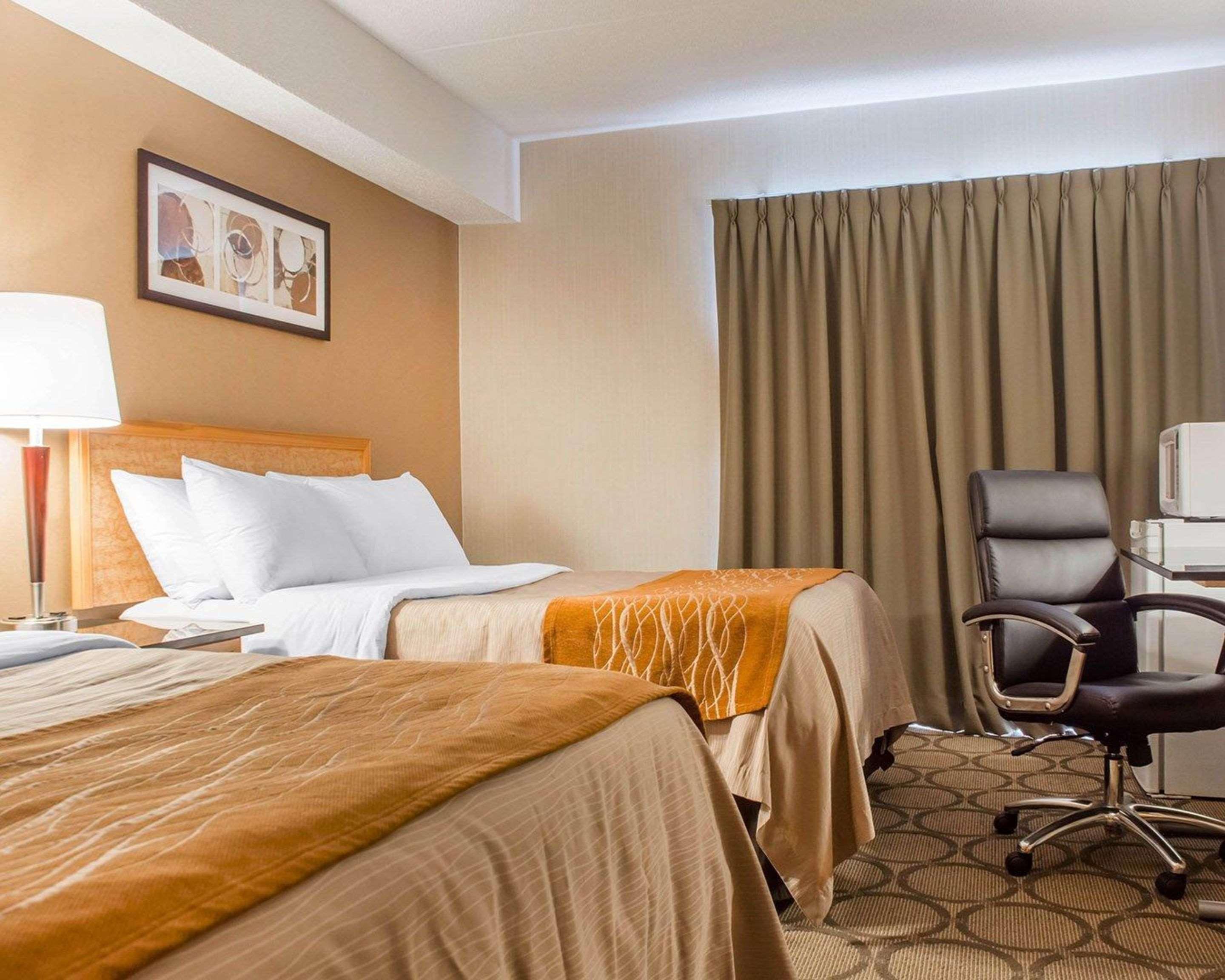 Comfort Inn ブラントフォード エクステリア 写真