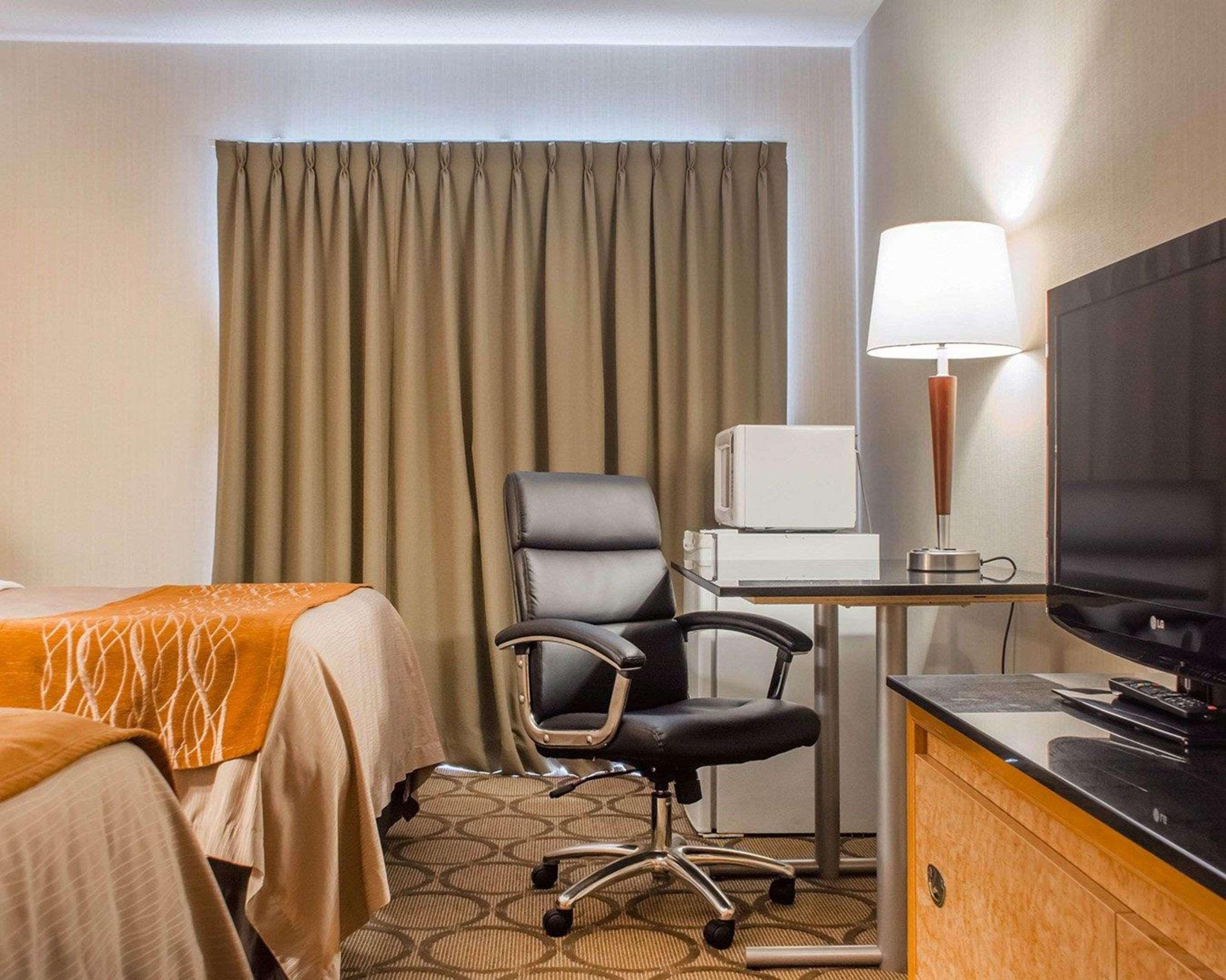 Comfort Inn ブラントフォード エクステリア 写真