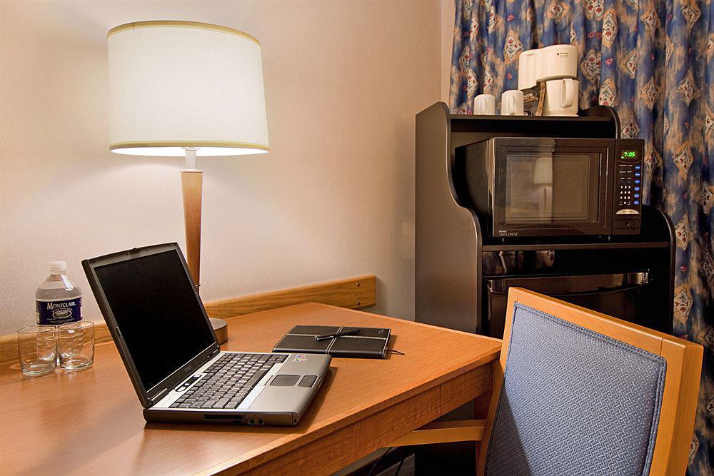 Comfort Inn ブラントフォード エクステリア 写真